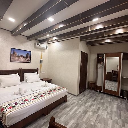 Ayub Boutique Hotel Buchara Exteriör bild